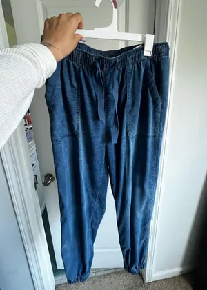 Jean Joggers Size 8 thumbnail 1