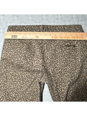 Celebrity Pink Leopard Print Straight Leg Jeans Size 11 thumbnail 4