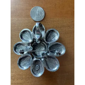 Vintage Premier Designs Silver Tone White Faux Turquoise Flower‎ Brooch Pendant thumbnail 2