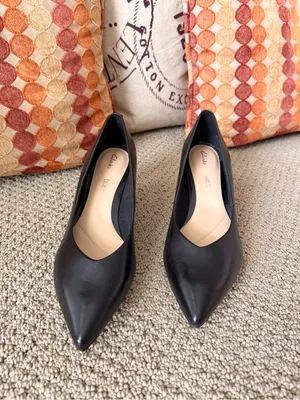 Clarks Cushion Plus Black Pointed-Toe Low Heel Pumps thumbnail 2