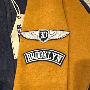 Butter Jr Girls Brooklyn Bulldogs Grey & Gold Zip-up Sweatshirt Size L(14/16) thumbnail 5