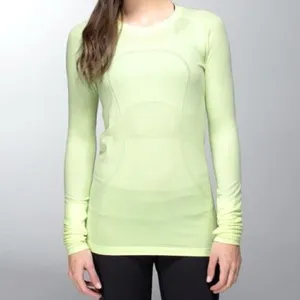 ✨Lululemon Citrus Swiftly Tech Long Sleeve Crew Sz 4 Top✨ thumbnail 3