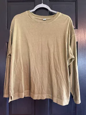 Old Navy Long Sleeve Top thumbnail 1