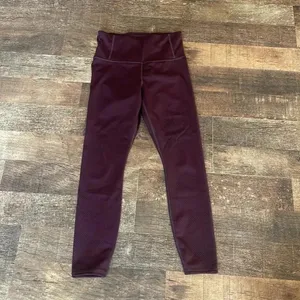 Athleta persistence laser cut 7/8 tight maroon leggings thumbnail 4