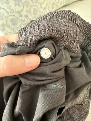 Lululemon Hotty Shorts 2.5" thumbnail 3
