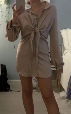 Princess Polly Satin Dress thumbnail 1