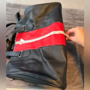Guess Faux-Leather Duffle Bag Weekender thumbnail 10