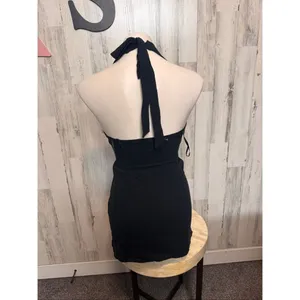Black Button thumbnail 5