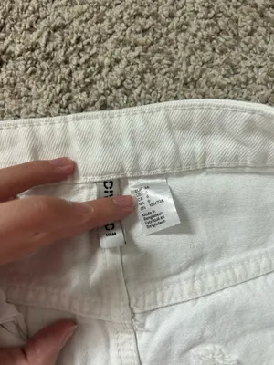 Women’s white wide leg belted jeans H&M thumbnail 9