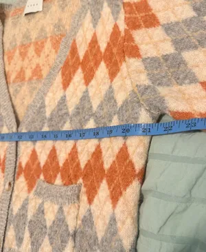 Lush Preppy Argyle Knit Button Up Cardigan In Grey & Mauve - Size M - NWOT thumbnail 9