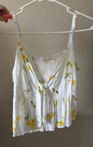 LA Hearts Floral top thumbnail 1