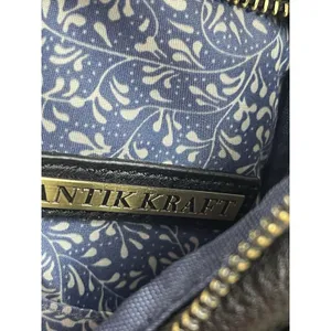 Antik Kraft Black Leather Sling Backpack Crossbody Bag Convertible Travel Purse thumbnail 8