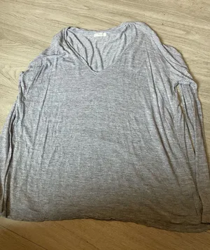 Madewell Light Gray V-Neck Long Sleeve Tee thumbnail 1