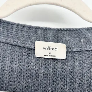 Aritzia Wilfred Oversized Chunky‎ Knit Merino Wool Storybook Cardigan Sweater M thumbnail 5