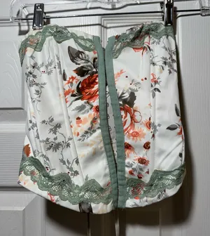 Princess Polly Top Corset Floral thumbnail 1