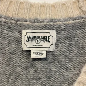 American Eagle Outfitters Gray and Cream Crop Wool Blend Cardigan 072626 thumbnail 2