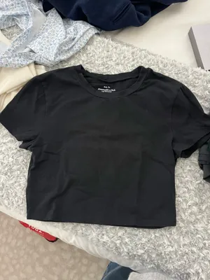 Abercrombie Cropped Baby Tee thumbnail 2