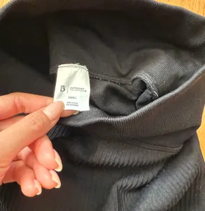 Buffbunny Ribbed Seamless Scrunch Short thumbnail 5