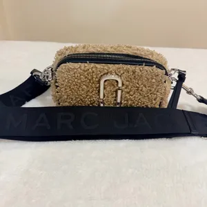 MARC JACOBS Snapshot Teddy Camera Bag thumbnail 12