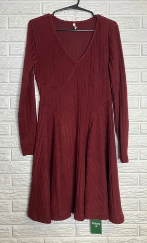 Halara Fit and Flare Dress Womens M Burgundy Red NWT Ribbed Long Sleeve‎ V-Neck thumbnail 1