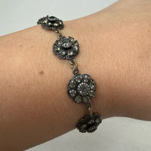 Vintage Silver Tone Rhinestone Flower Bracelet Delicate 90s Estate Jewelry thumbnail 1