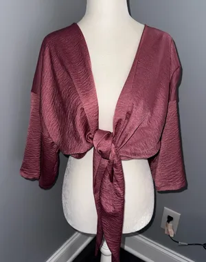 VICI Front Tie cropped blouse size small thumbnail 1