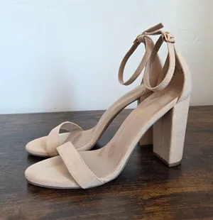 Dream Pairs Hi-Chunk Nude Beige Faux Suede Heels Ankle Strap Wedding Guest 9 thumbnail 1