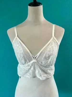 New with tags aerie white lace bralette in size large thumbnail 1