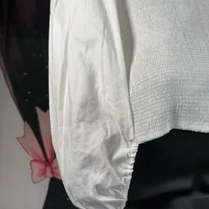 Gianni Bini White Smocked Square Neck Peasant Top thumbnail 5