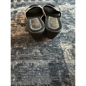 SBICCA Wedge Sandals Metallic Silver Gray/Black Sole Women's 8M Handmade In USA thumbnail 4