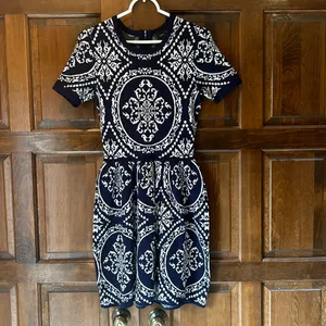 Romeo & Juliet Couture Damask Knit‎ Skater Sweater Dress Navy Blue White XS thumbnail 6