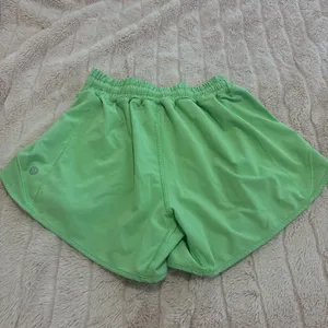 Lululemon Shorts thumbnail 3