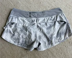 Lululemon Speed Up Shorts thumbnail 1