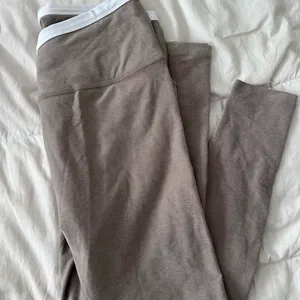 Beyond Yoga spacedye tan leggings thumbnail 7