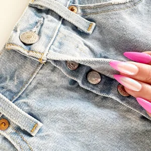 Levi's Womens 501 High‎ Rise Light Wash Button Fly Cut Off Denim Jean Shorts 27 thumbnail 2