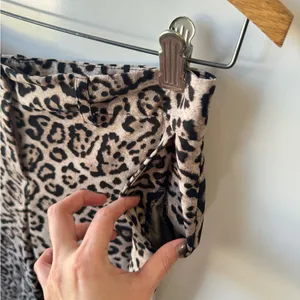 Victoria's‎ Secret Leopard Print Trousers Size 2 thumbnail 7