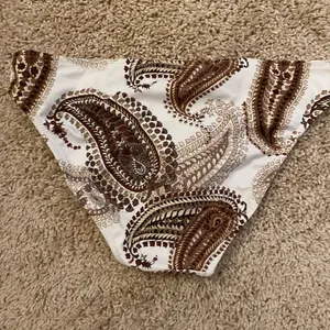 👙Bikini Bottom Size 6👙 thumbnail 3