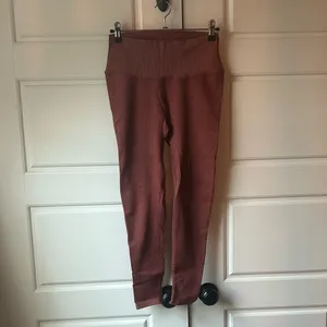Balance Athletica Ribbed Leggings in Rust thumbnail 6