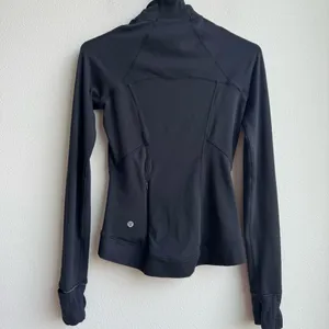 Lululemon Outrun the Elements 1/2 Zip Black Thumb holes Reflective Size 2 XS thumbnail 3