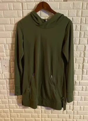 BCG woman's hooded long sleeve sweater size thumbnail 1