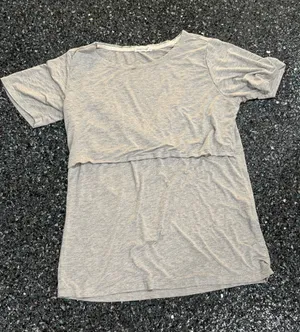 Small Show Women's Short Sleeve Grey Cotton Nursing T-Shirt Medium thumbnail 1