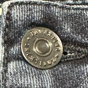 Idyllwind Fueled by Miranda Lambert Women's Size 14W x 36L Dark Wash Flare Jeans thumbnail 7