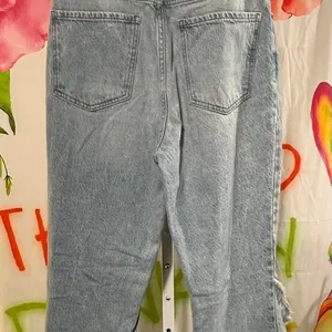 J16. Pacsun light wash distressed jeans thumbnail 4