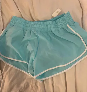 OFFLINE by Aerie Shorts thumbnail 1