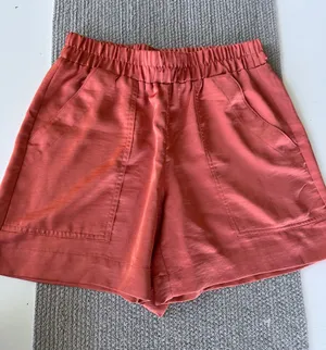 A New Day Coral Satin Shorts Sz Small thumbnail 1