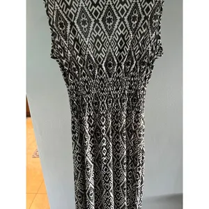 VLD‎ Women's Black And White Geometric Design sleeveless maxi dress size Large thumbnail 6
