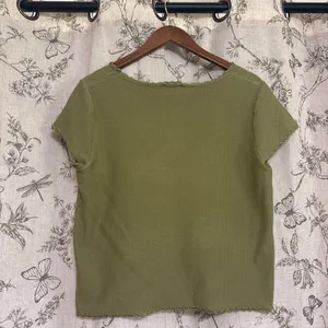 Adrianna Papell Green Cropped Shirt w/Lace Scalloped Edges thumbnail 2