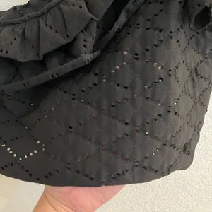 Zara One Shoulder Eyelet Ruffle Top Black Large Stretchy thumbnail 8
