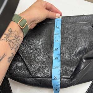 COACH East West Legacy Pebbled Leather Convertible Crossbody Bag F15065 thumbnail 3