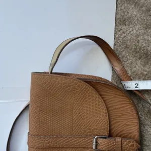 Vintage Embossed Crocodile Cross body Purse Brown Academic Ivy League Business thumbnail 9